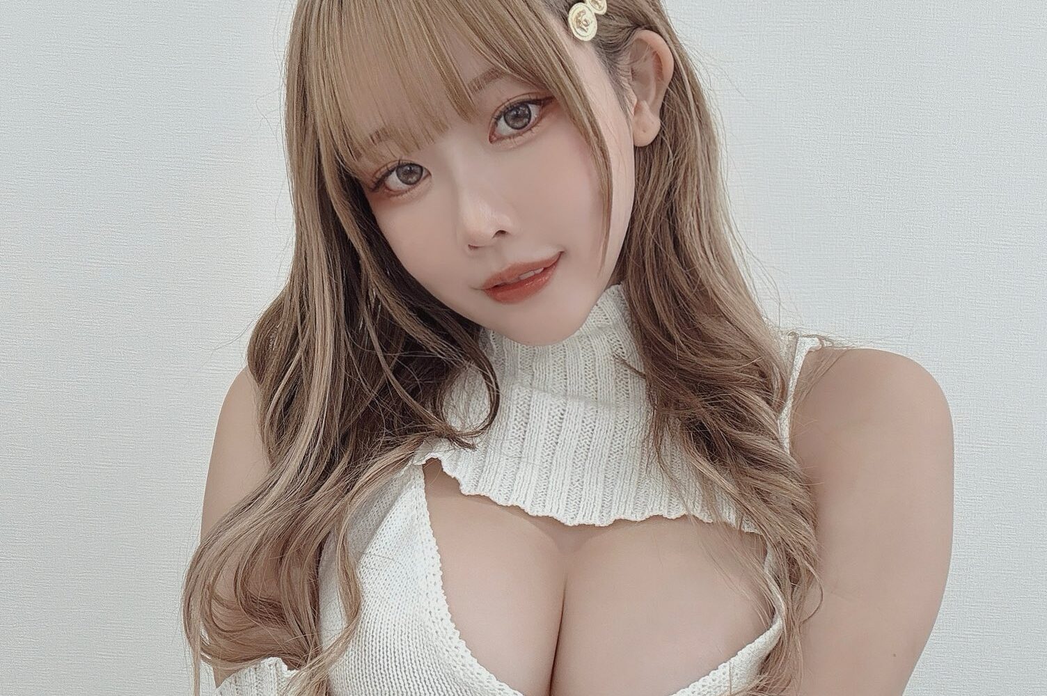 「あっためて♡」りなしぃが“ふっくらした水着姿”をXで公開