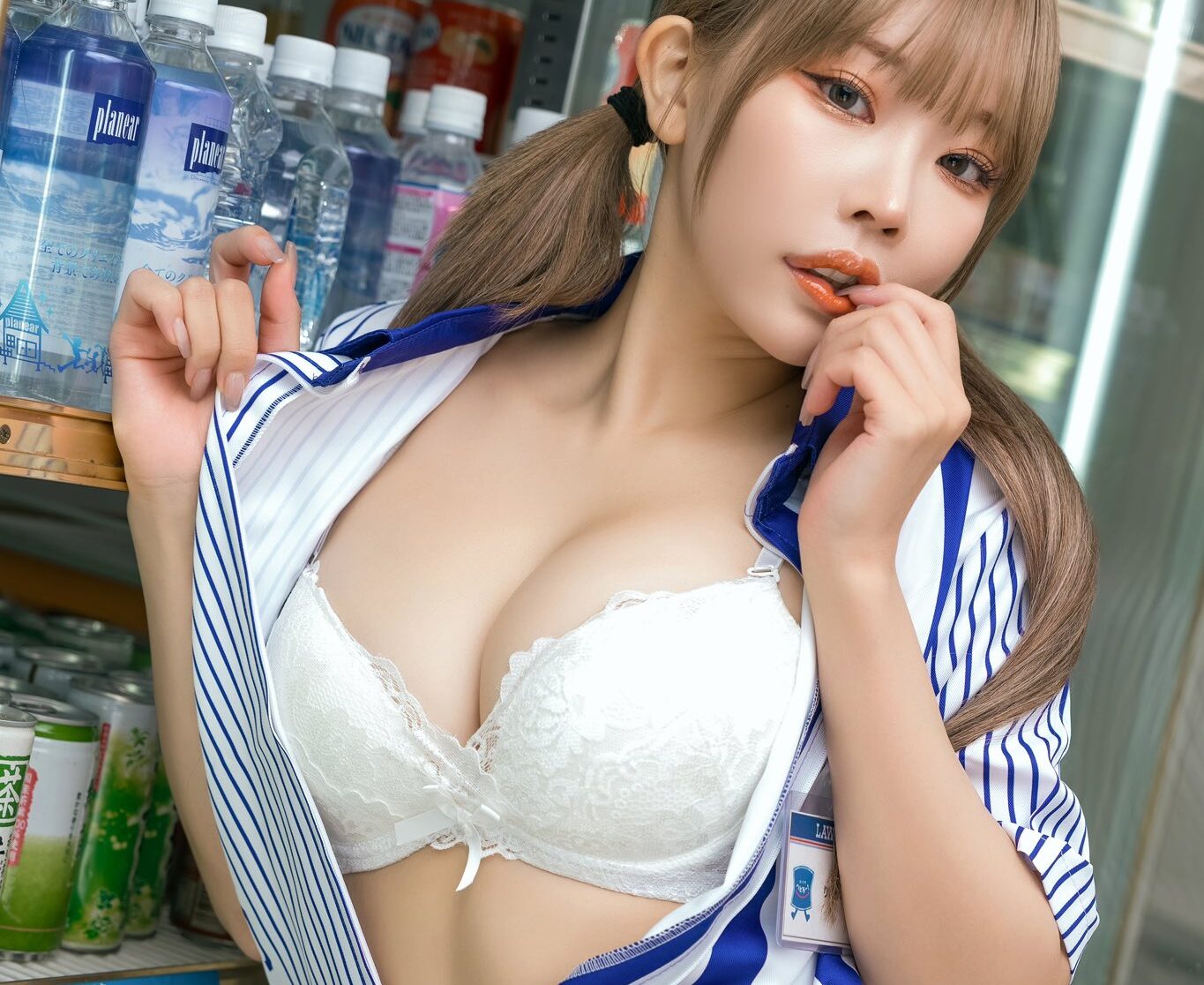 りなしぃが「ランジェリー」を大胆に露出　「いいね」は1万件超え！