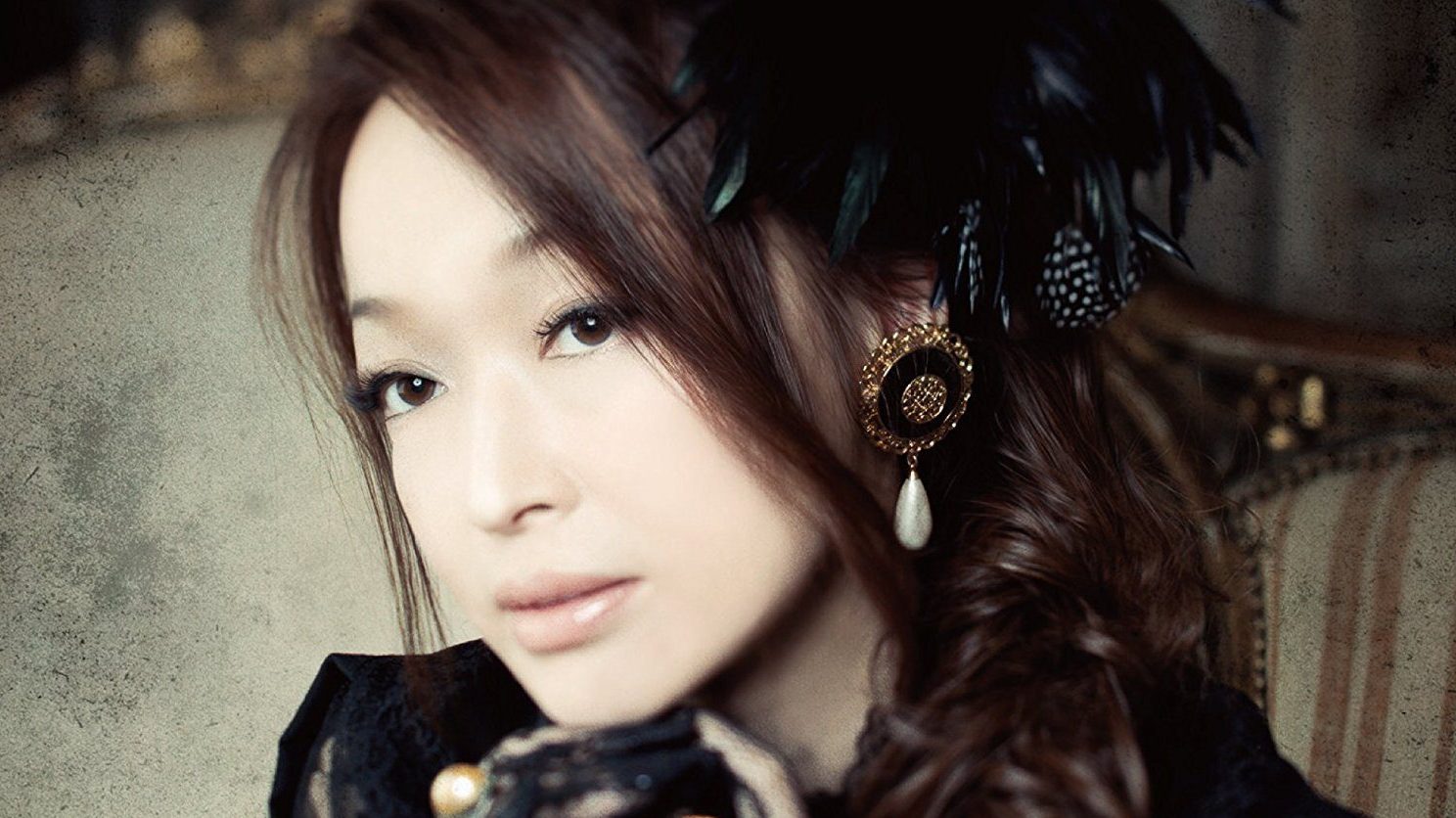 『ラブライブ!』『ハルヒ』の作詞で有名!畑亜貴のソロ楽曲オススメ5選