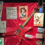 【バンドリ!】6月17~18日BIGBOSSお茶の水駅前店にて愛美さん使用ギターが2日間限定で特別展示☆