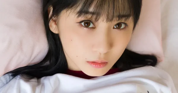 ちょっとセクシーな妄想シーンも掲載！『僕の心のヤバイやつ』×伊織もえコラボ写真集 発売決定！