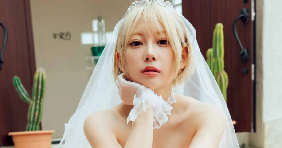篠崎こころファースト写真集『ココロモヨウ』発売！「ドール」をテーマに撮影を敢行