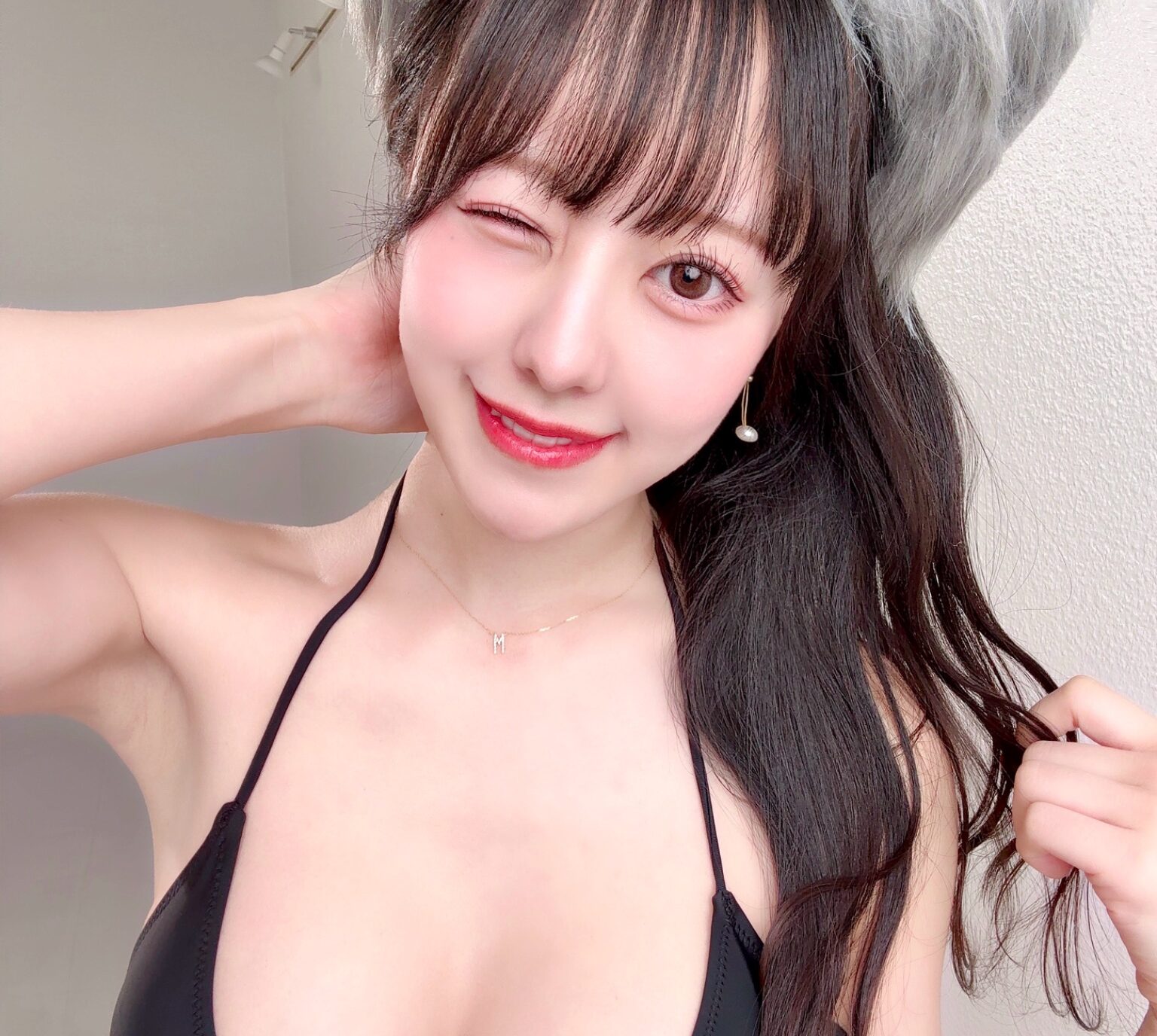 猫耳姿が愛おしい　音羽美奈（みなぽち）の「プリプリの水着姿」にドキドキ！