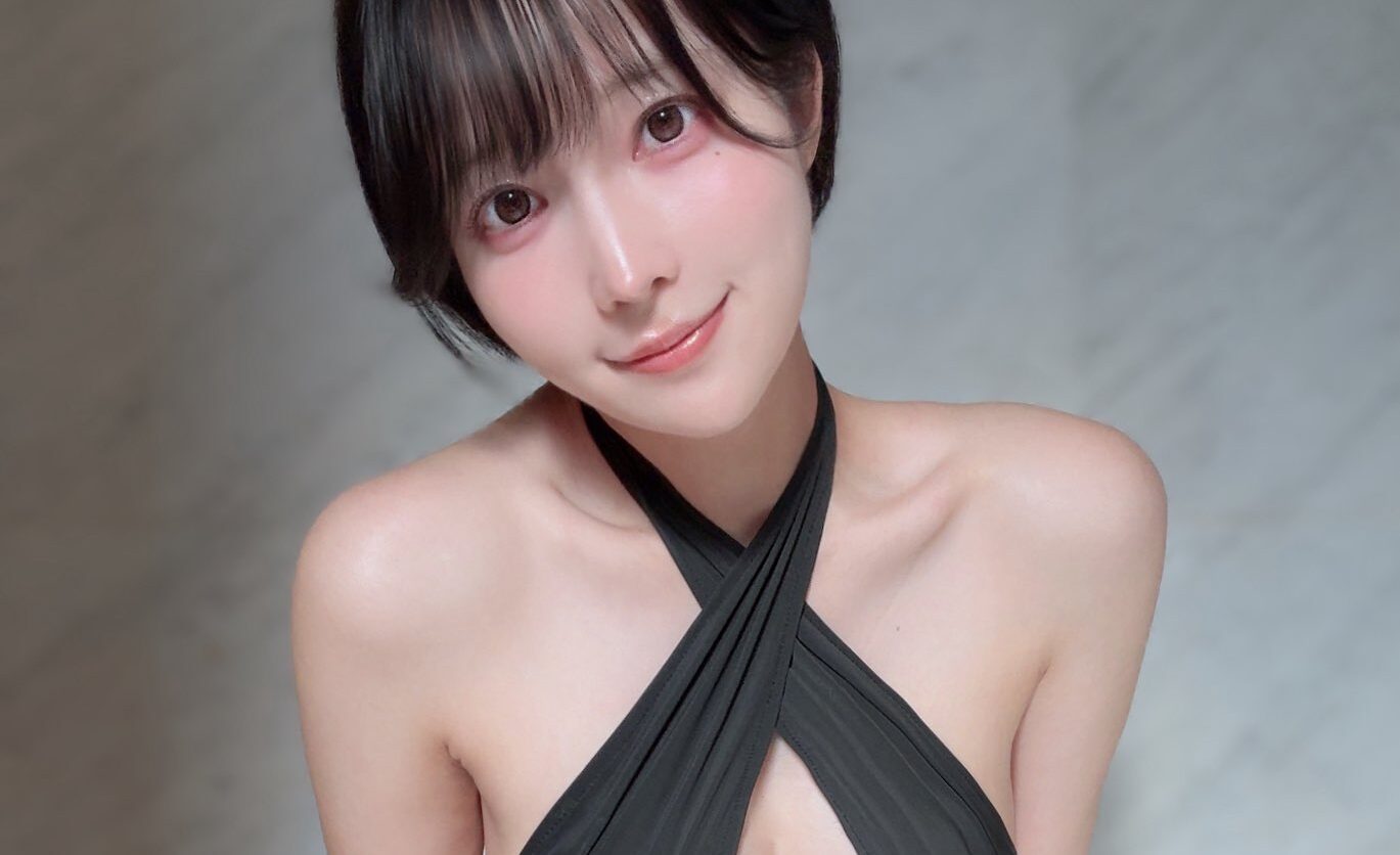 天川星夏の「ストッキングが神々しいランジェリー姿」に心が持っていかれる！