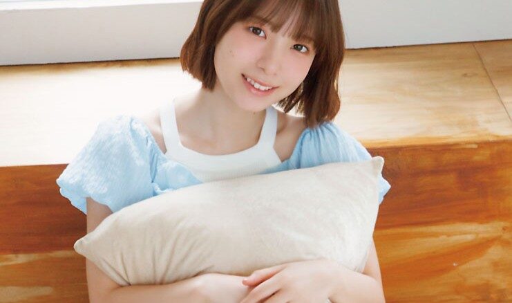 渡辺莉奈(日向坂46)の「スラリと伸びた美脚」につい目が行く!