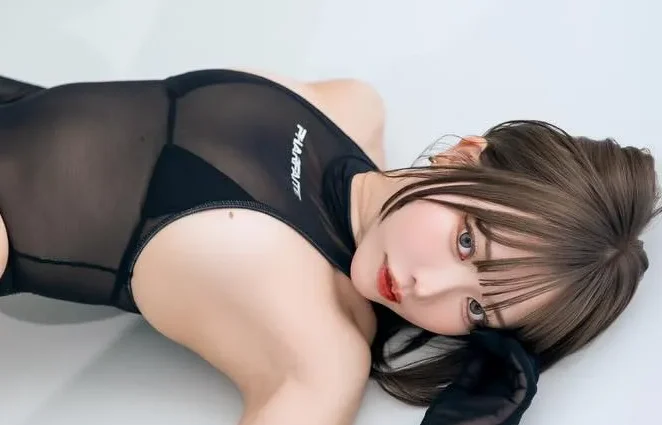 りなしぃの「ハイレグ×ストッキング」に心拍が跳ね上がる！