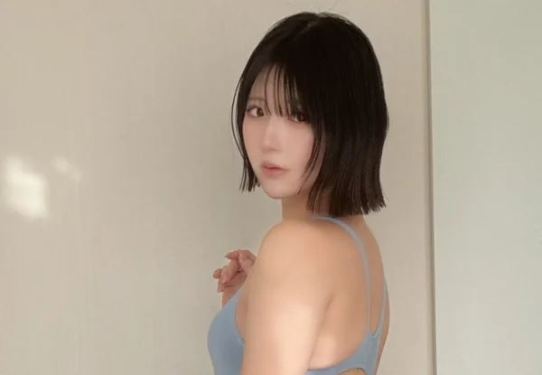 けとるの「T字あらわな競泳水着姿」に目のやり場が！