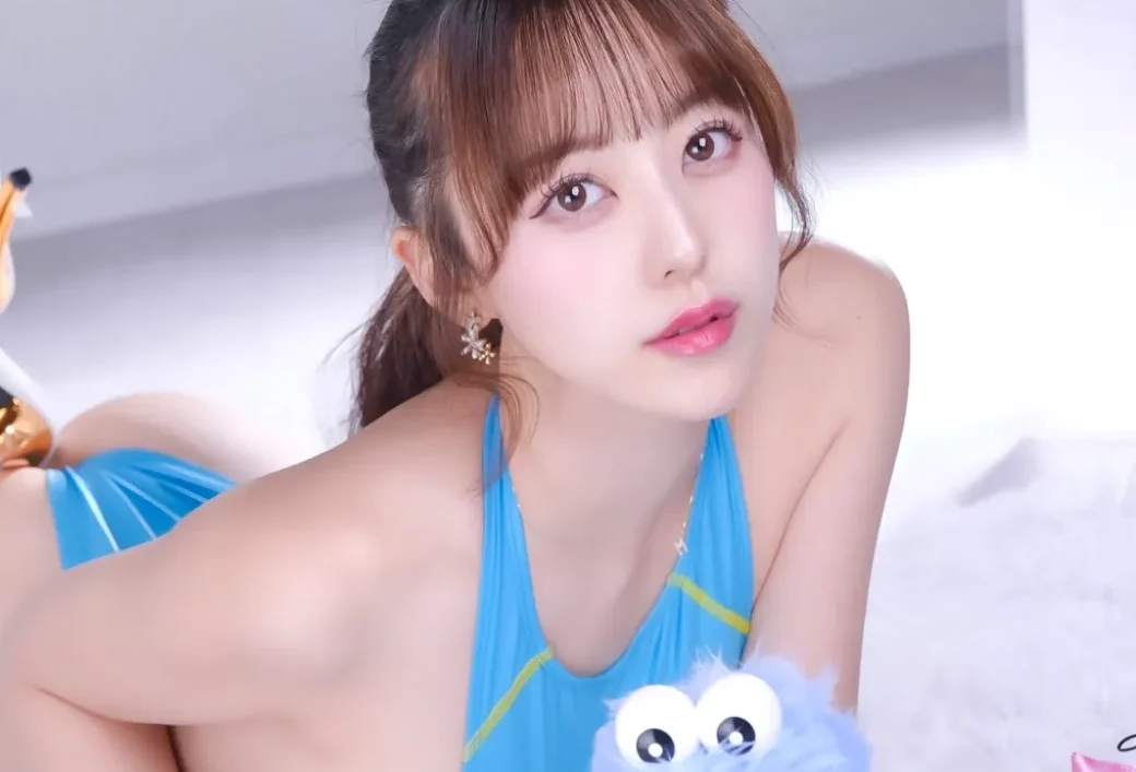 音羽美奈（みなぽち）の「マシュマロボディあらわな衣装姿」にドキドキが止まらない！