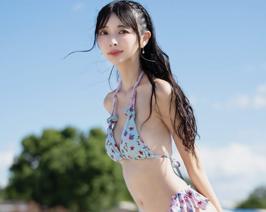 東堂ともが「色気ただよう」ビキニ姿をXで公開