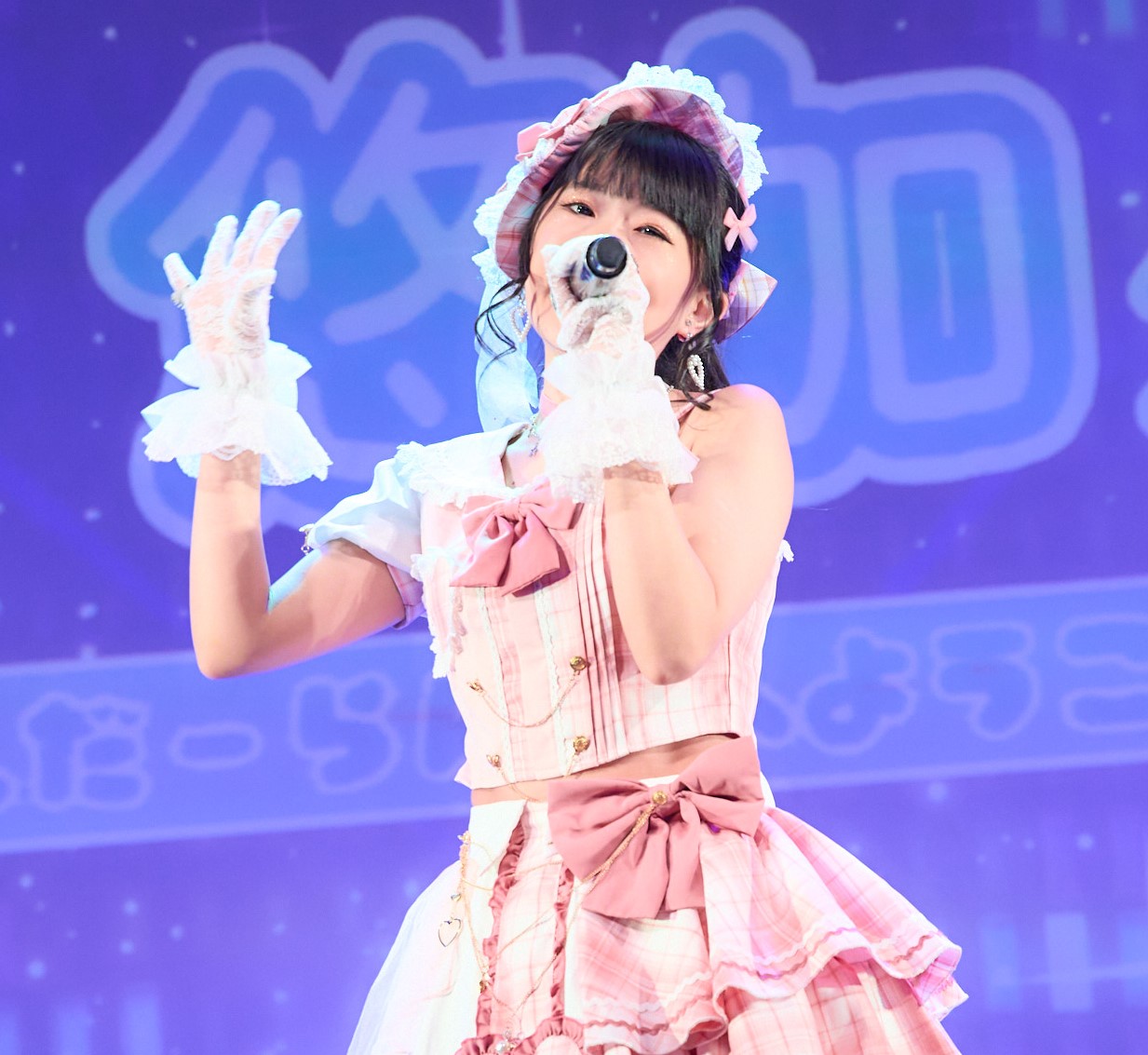 ピンクの衣装のかわいい彼女にハートドキドキ！燃えこれ学園・高未悠加が生誕祭ライブを開催　メンバーが明かす「ゆうかちゃんの好きなとこ」【アイドル】