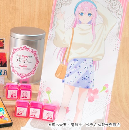 可愛い×カッコいいが盛りだくさん!TVアニメ『可愛いだけじゃない式守さん』のiPhoneケースなど8種アイテムが新登場!