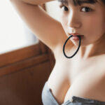 撮影： HIROKAZU　・スタイリング：めろん　・ヘアメイク： 萩村千紗子