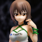 『ガルパン』より「西住まほ」がレースクイーン姿でフィギュア化！