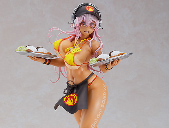 「すーぱーそに子」がセクシーなビキニウェイトレス姿でフィギュア化!