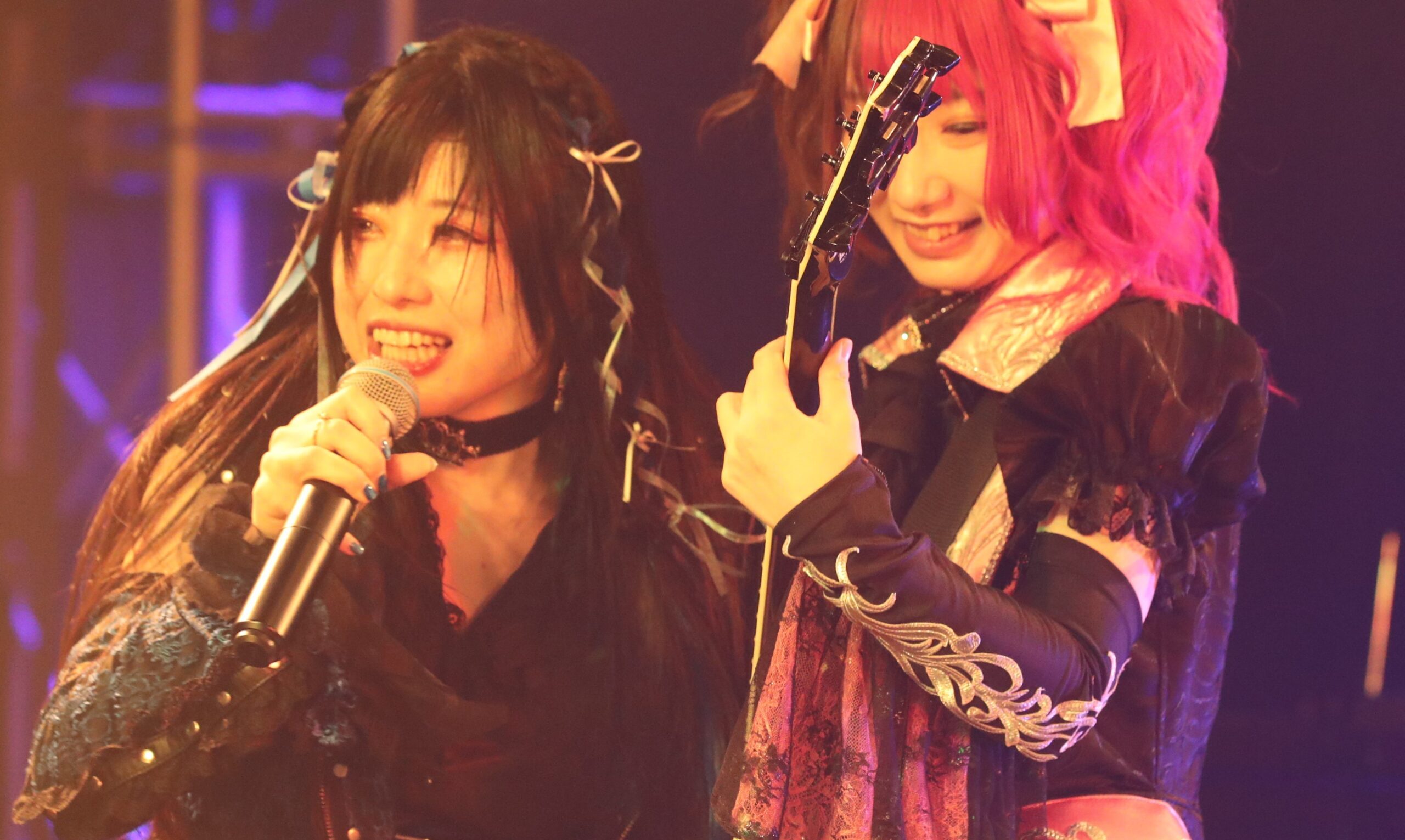 ねね「今日で伝説になります、私たち」　ガールズロックバンド・FullMooNが「12周年記念ライブ」を開催！