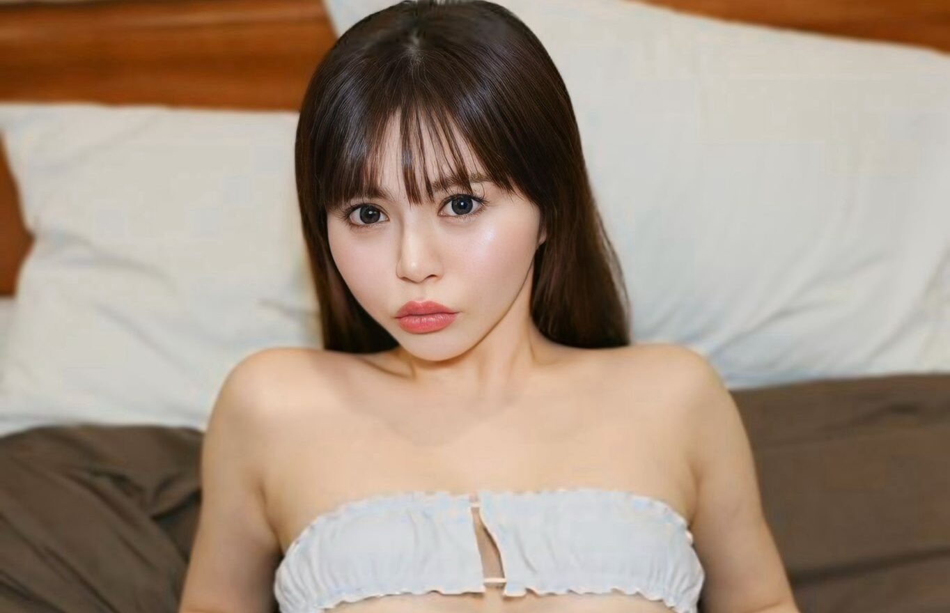 時希美穂が「布面積の小さな衣装姿」をXで公開