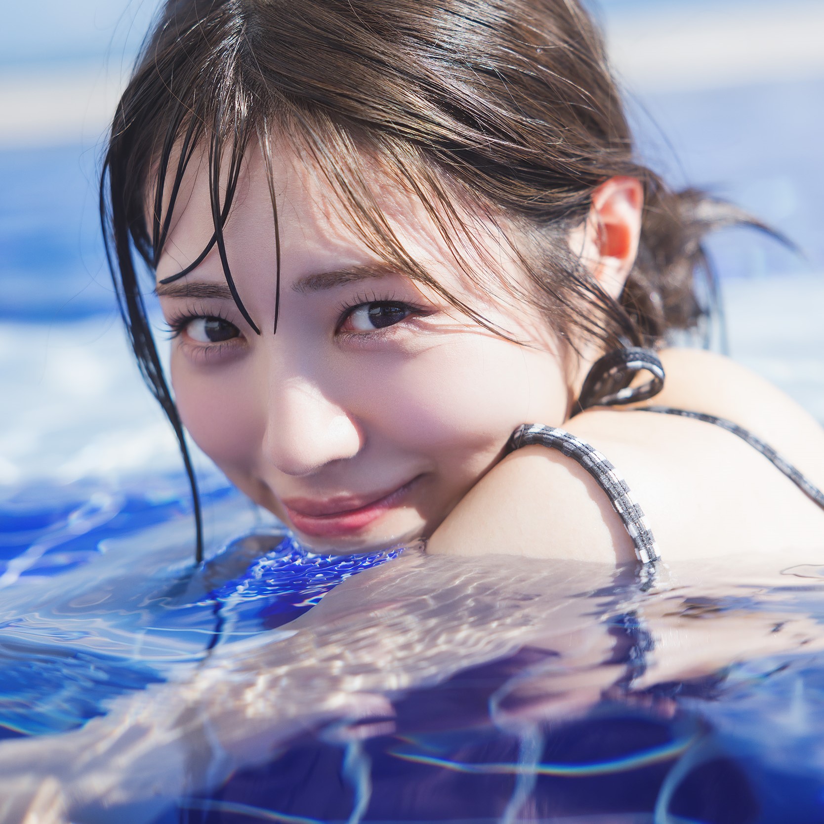 「水着」や「ランジェリーカット」にも初挑戦！浅原凜（Peel the Apple）の「1st写真集」からイメージカットが公開