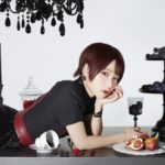 声優・富田美憂3rd SINGLE「Broken Sky」(TVアニメ『無能なナナ』OPテーマ)のMVが公開!