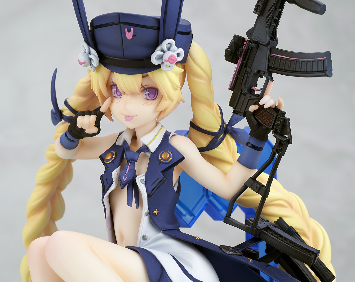 ちらっと見えるおへそがキュート！『ドルフロ』より「SR-3MP」のフィギュアが登場！