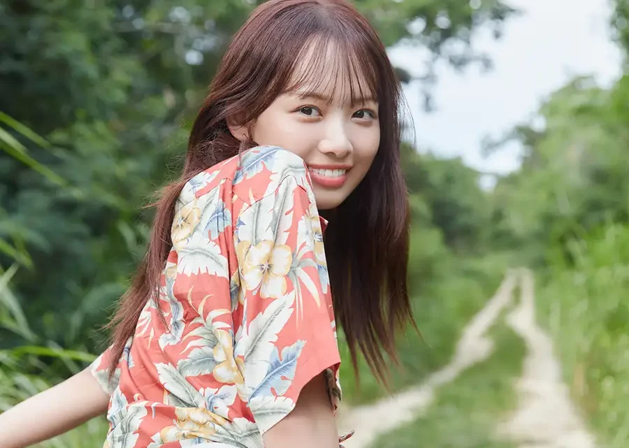 南国で笑顔あふれるショットを見せる！日向坂46・濱岸ひよりの1st写真集の発売が決定