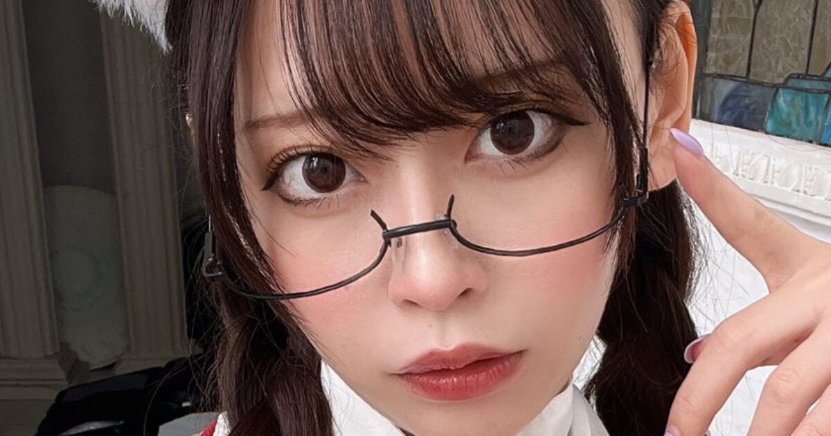 双葉りせが「肌の露出が高い」巫女衣装姿をXで公開