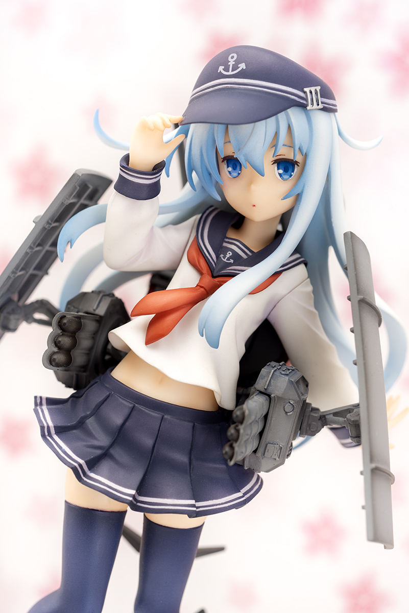 チラリとのぞくお腹がキュート 艦これ より 響 のフィギュアが登場