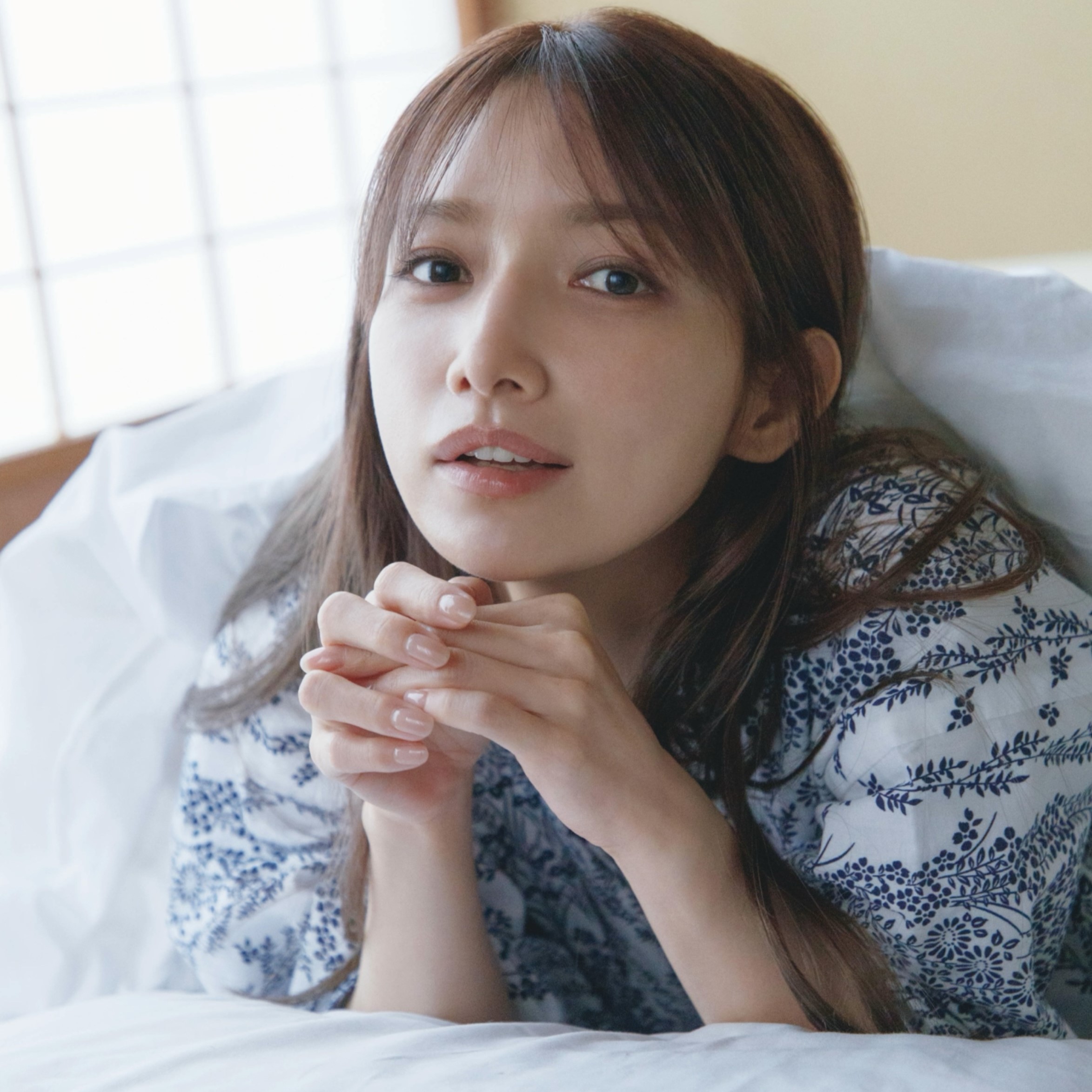 後藤真希の写真集『flos』が「重版6刷」に到達！未公開の「キュートな浴衣姿」を披露