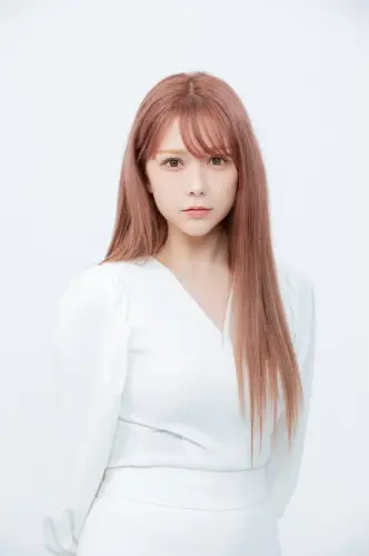 1719-4606-5d70ecff4fb35c20824b0011f4606e8a-1358x2048