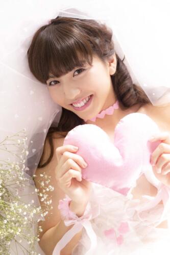 ぱんちゃん璃奈1st写真集『虹色ぱんちゃん』