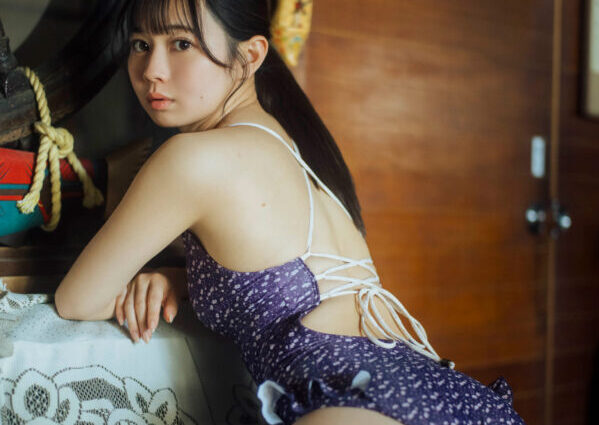 「ふっくらした胸」に目が釘付け！　近藤沙瑛子の「最新デジタル写真集」の配信が開始